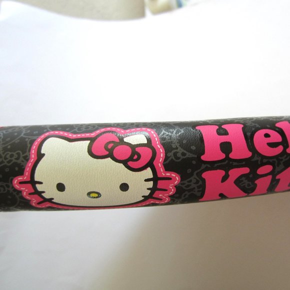 Hello Kitty Steering Wheel Cover Cars - Picture 3 of 5